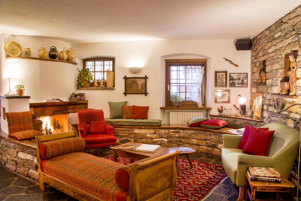 Hotel La Grange - Animal Chic Hotel Courmayeur Exterior foto